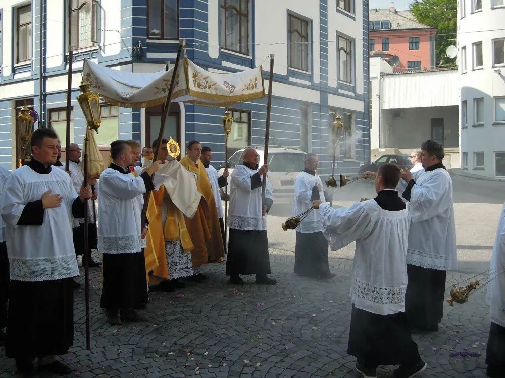 Fra Vår Frue menighet i Ålesund sin feiring av Corpus Christi