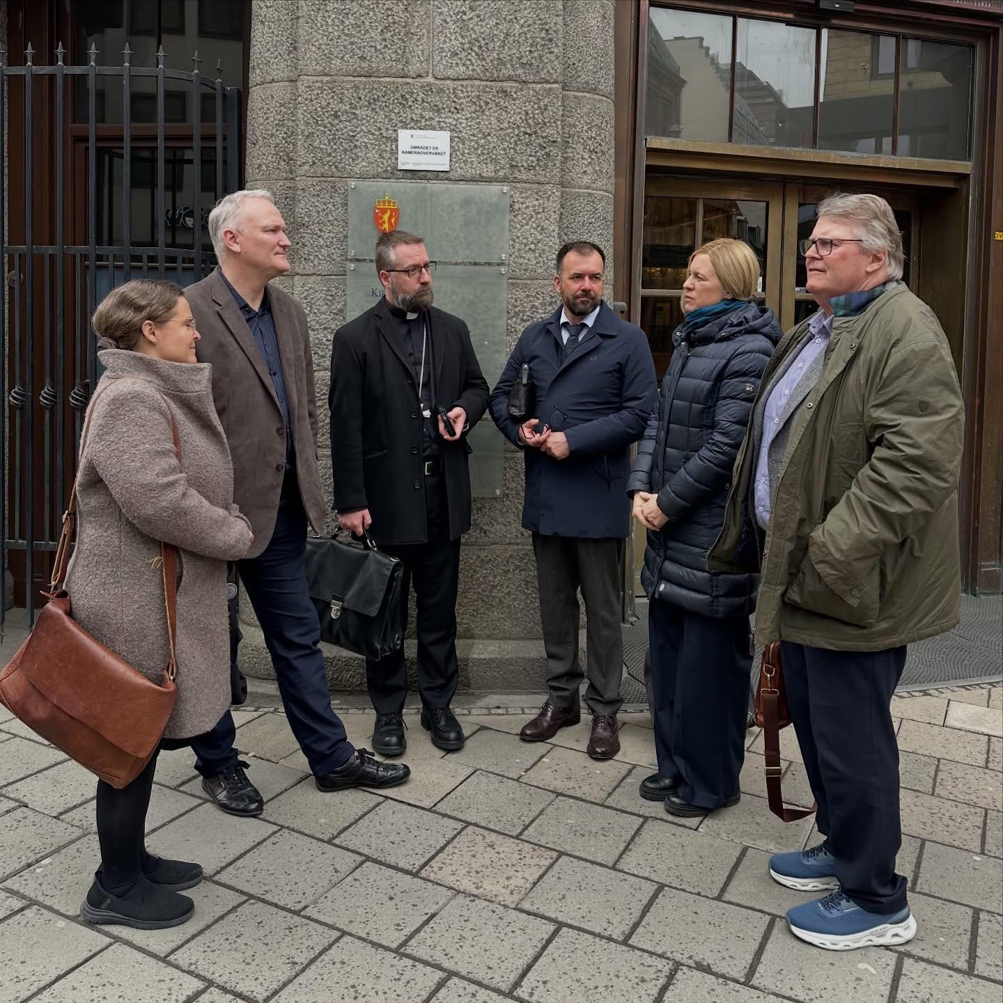 Biskop Fredrik Hansen møtte statssekretær Sindre Lysø