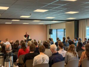 Misjon2030 i Trondheim: Biskop Erik Varden kalte Kirken til et radikalt ja til livet