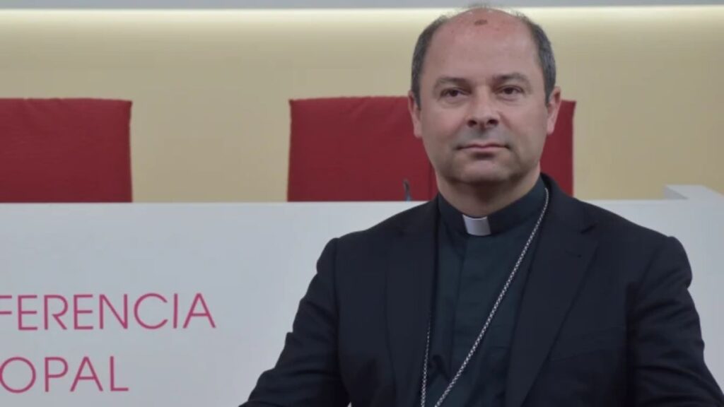 Biskop Eloy Santiago av Tenerife uttaler seg om migrasjonen til Kanariøyene.