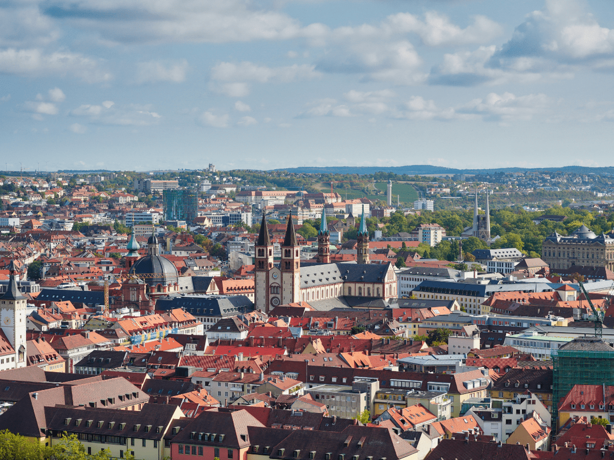 Luftfoto av Würzburg i Franken i Nord-Bayern.