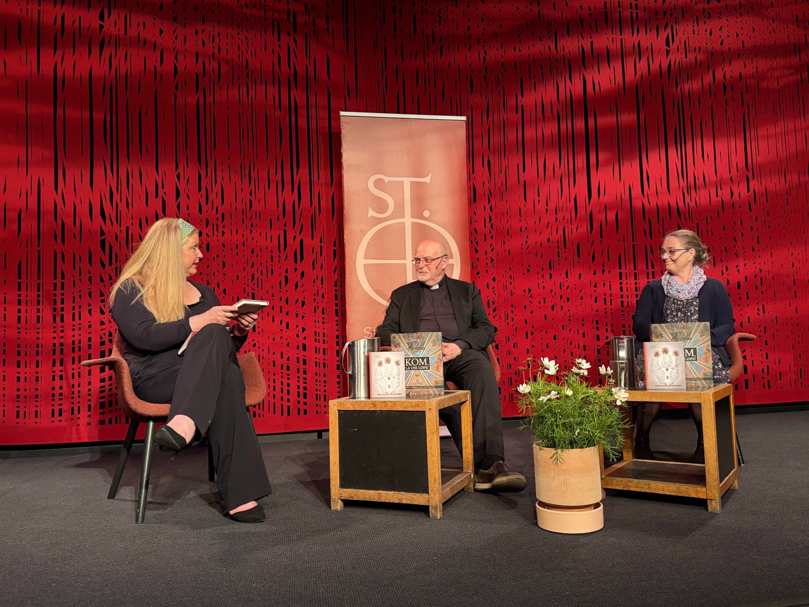 Kardinal Anders, Anne Samuelsen og Kristine Dingstad