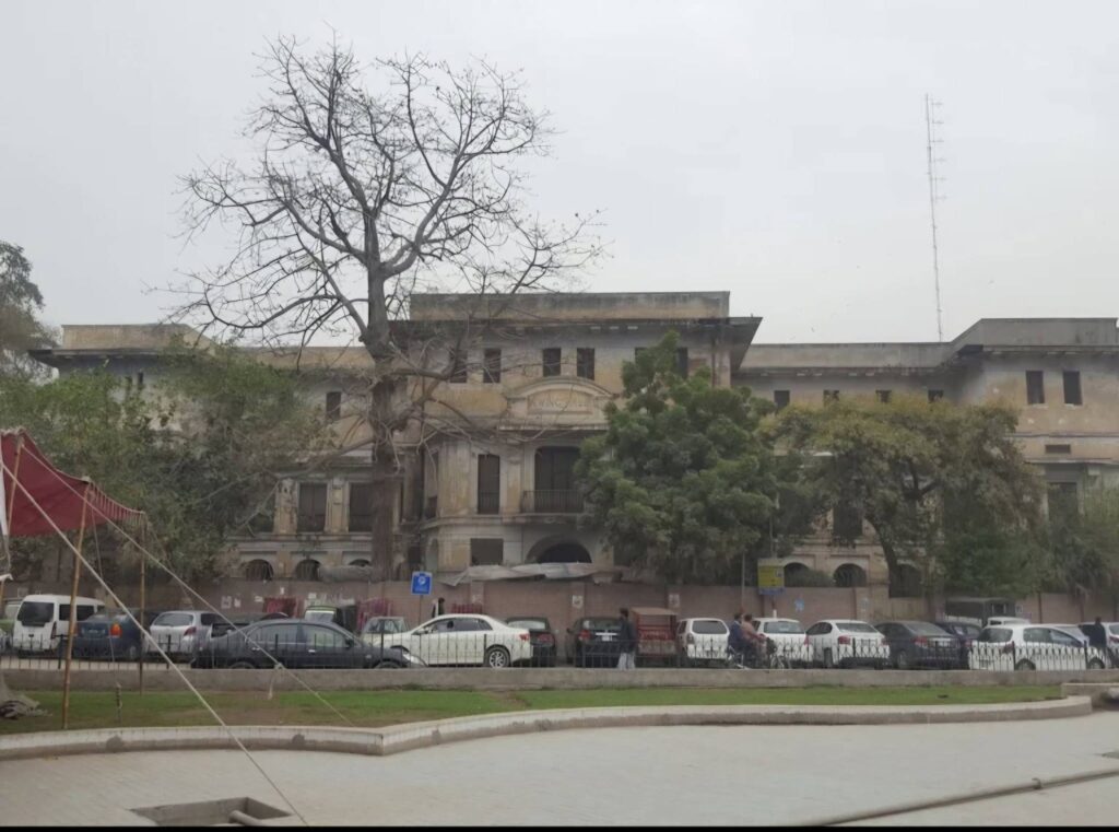 Ewing Hall i Anarkali-området i Lahore i Pakistan