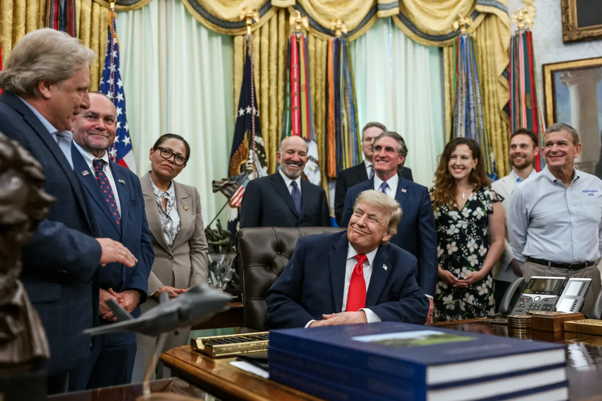 President Donald Trump i Det ovale kontor.